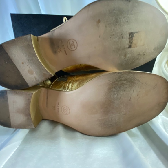 Chanel 2015 Runway |Gold Ankle Strap Oxfords Black Suede Toe Cap - Picture 4 of 6